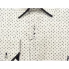Kép 3/3 - Elegáns XL, 2XL, 3XL, 4XL, 5XL méretű B.Bird férfi nagyméretű dupla galléros hosszú ujjú ing fehér alapon sötétkék mintával. Öltözzön a legújabb trendek szerint extra méretekkel is! Prémium minőségű rugalmas pamut anyagból.Rendeljen online kényelmesen vag