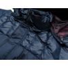 Kép 2/6 - Nagy 3XL-6XL méretű férfi sötétkék színű levehető kapucnis pufi mellény prémium minőségű vízlepergetős anyagból.Rendeljen online kényelemesen vagy jöjjön el hozzánk személyesen üzletünkbe!2