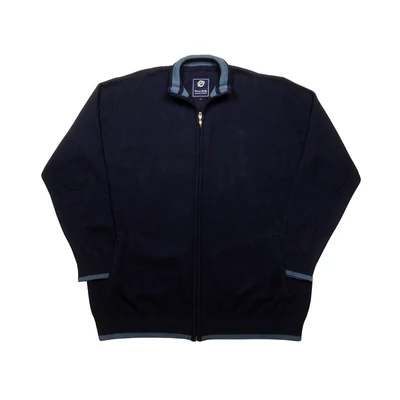 Elegáns XL-7XL nagyméretű-Lux sötétkék férfi kötött kardigán rendkívül puha és rugalmas anyagból.Rendeljen kényelemesen online vagy jöjjön el hozzánk üzletünkbe!1