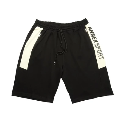 Nagy 2XL,3XL,4XL,5XL,6XL méretű férfi fekete színű, pamut rövidnadrág fehér csíkokkal és cipzáras zsebekkel. Prémium minőségű rugalmas pamutból!Rendeljen online, gyors 1-2 napos szállítással vagy jöjjön el hozzánk és próbálja fel személyesen!