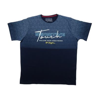 2XL, 3XL, 4XL, 5XL, 6XL méretű férfi rövid ujjú póló sötétkék színben, divatos mintával és felirattal. 100% prémium pamutból a kényelmes hétköznapokra. Rendeljen online, pár kattintással vagy jöjjön el hozzánk személyesen!1
