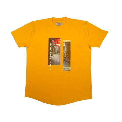 Nyári 3XL,4XL,5XL,6XL-nagyméretű férfi rövid ujjú póló arzénsárga színben, divatos városi képpel. Prémium minőségű 100% pamutból a kényelmes hétköznapokra. Rendeljen online, pár kattintással vagy jöjjön el hozzánk!