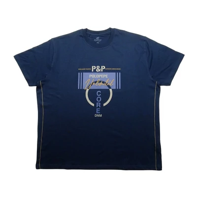 Nyári 3XL,4XL,5XL,6XL-nagyméretű férfi póló. Indigó kék színű, színes nyomott mintás és feliratos. 100% prémium minőségű pamutból. Rendeljen online, pár kattintással vagy jöjjön el hozzánk személyesen!1