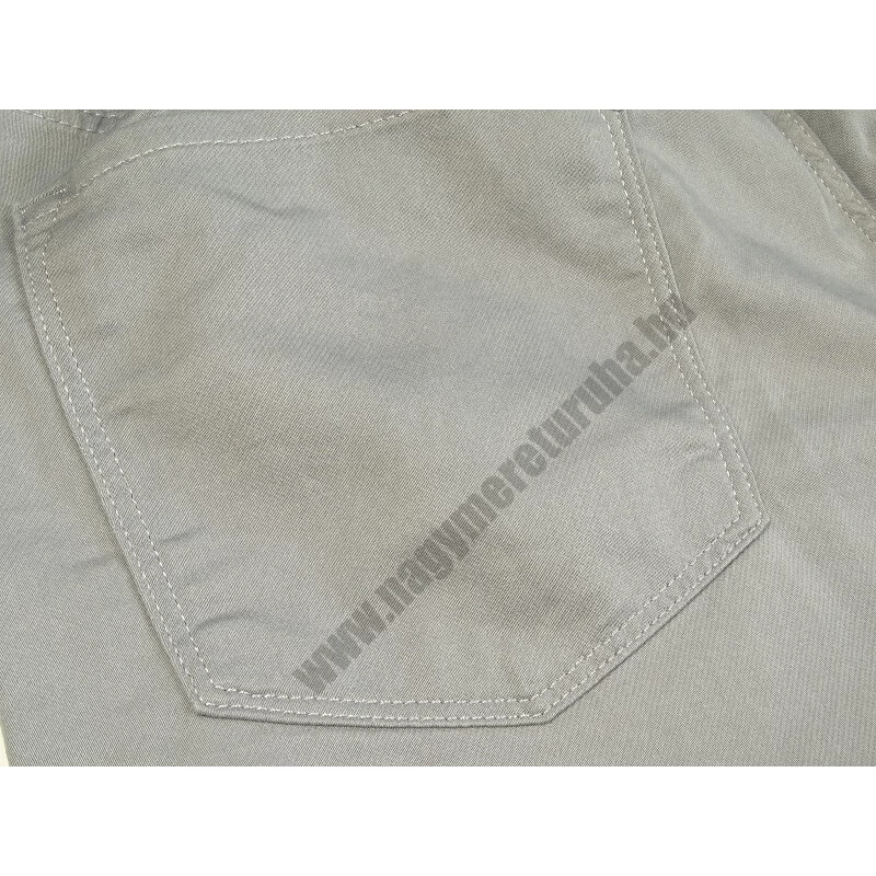 Nagyméretű férfi jogger nadrág ezüst