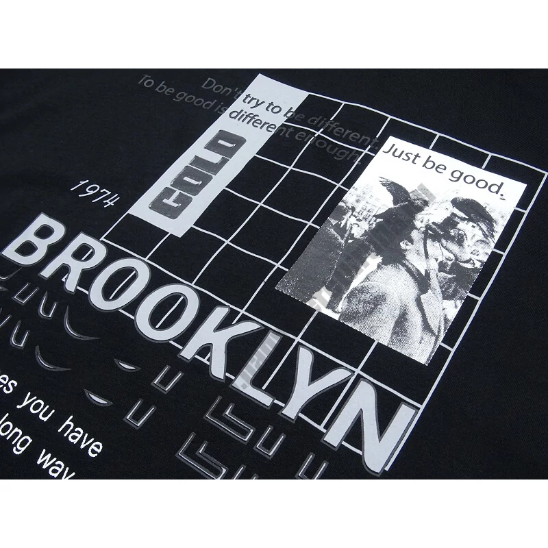 Prémium minőségű PP.Fekete Brooklyn férfi nagyméretű hosszú ujjú póló.Öltözzön stílusosan extra méretekkel is!Próbálja fel üzletünkben vagy rendeljen online!2