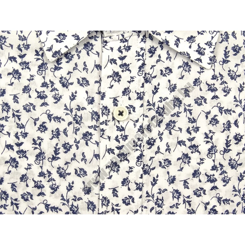 2XL,3XL,4XL,5XL,6XL nagy méretű B.Lobelia fehér,sötétkék virág mintás hosszú ujjú voál ing. Könnyed nyári viselet.Rendeljen online kényelmesen vagy jöjjön el személyesen üzletünkbe!2