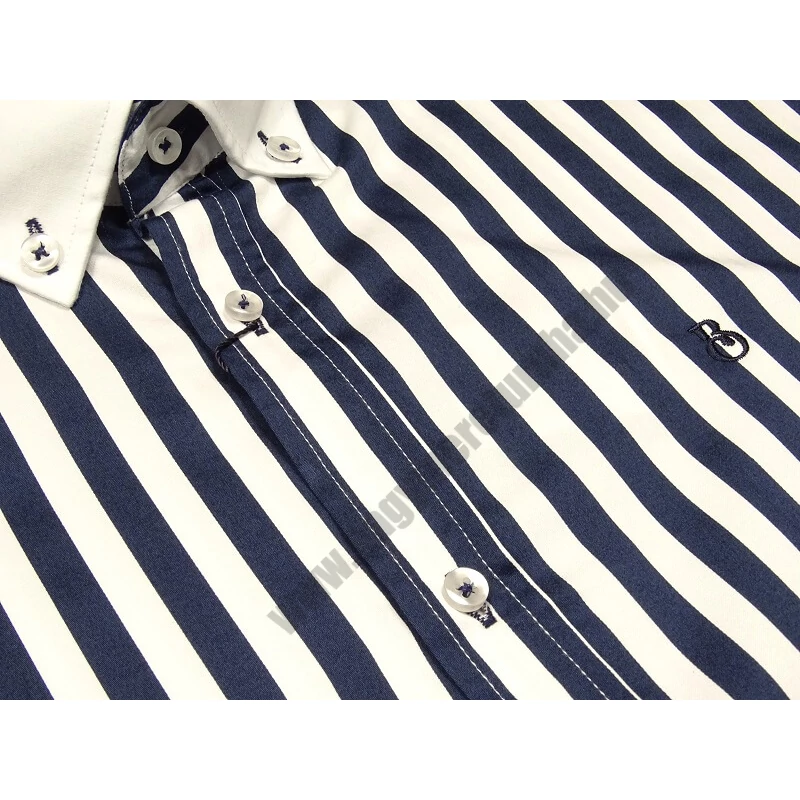 Extra nagy 2XL-6XL méretű B.Sötétkék fehér csíkos férfi hosszú ujjú pamut szatén ing. Kényeztető luxus érzés a mindennapokra.Rendeljen online kényelmesen vagy jöjjön el személyesen üzletünkbe!2
