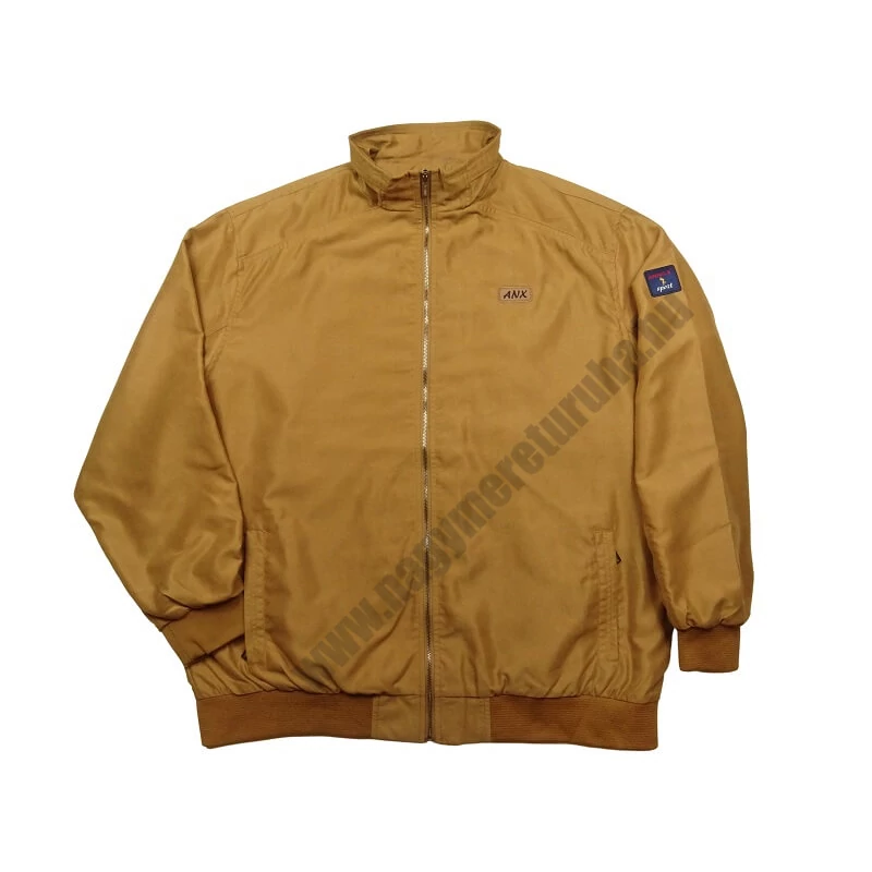 Nagy 3XL,4XL,5XL,6XL méretű vízlepergetős férfi átmeneti kabát camel színbe. Tekintse meg online vagy jöjjön el hozzánk személyesen üzletünkbe!