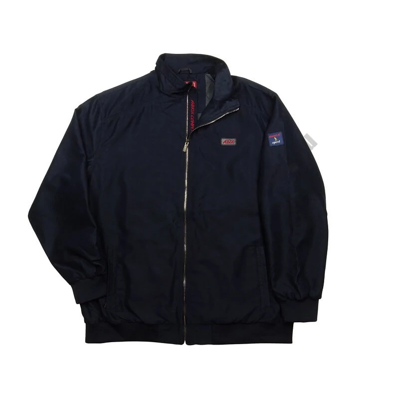 Nagy 3XL,4XL,5XL,6XL méretű vízlepergetős férfi átmeneti kabát sötétkék színbe. Tekintse meg online vagy jöjjön el hozzánk személyesen üzletünkbe!