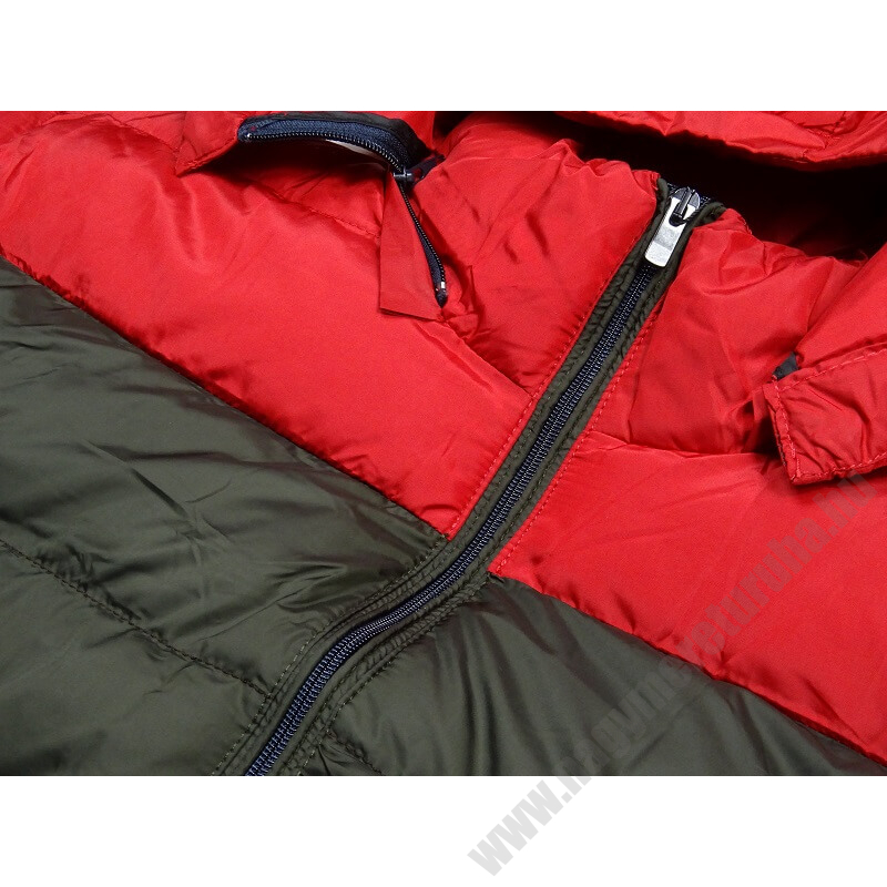 Prémium minőségű Piros Tricolor pufi extra nagyméretű férfi télikabát mely nem hiányozhat a téli hidegben.Tekintse meg online vagy személyesen üzletünkben.3