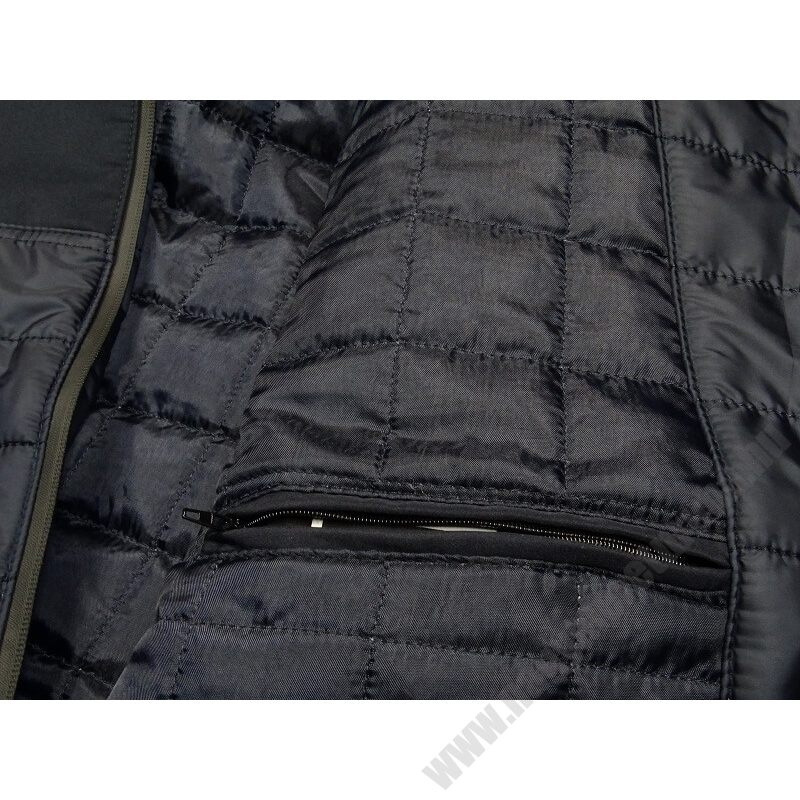 Férfi nagy 3XL-6XL méretű, steppelt bélelt softshell kabát levehető kapucnival, sötétkék színben. Tekintse meg online vagy jöjjön el hozzánk személyesen üzletünkbe.4