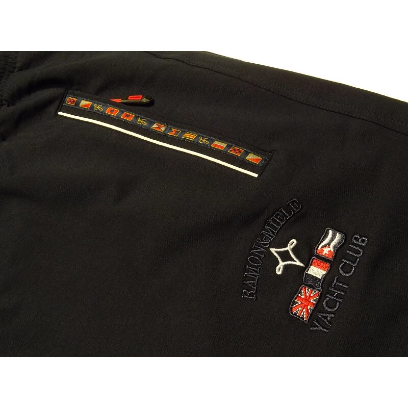 yachting-sotetkek-melegito-nagymeretu-ferfi5