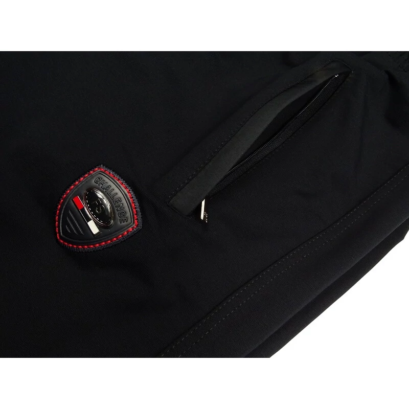 Divatos Challenge piros-fekete nagyméretű férfi melegítő szett rugalmas pamut anyagból 4XL,5XL,6XL,7XL méretekben.Rendeljen online kényelmesen vagy jöjjön el hozzánk személyesen!7