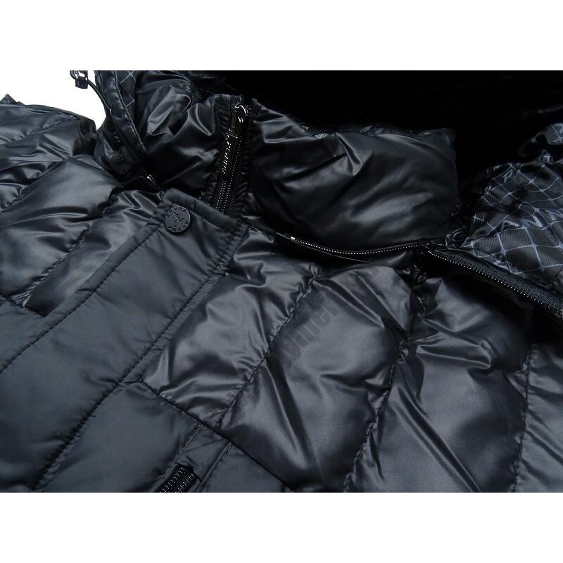 Nagy 3XL-6XL méretű férfi fekete színű levehető kapucnis pufi mellény prémium minőségű vízlepergetős anyagból.Rendeljen online kényelemesen vagy jöjjön el hozzánk személyesen üzletünkbe!2