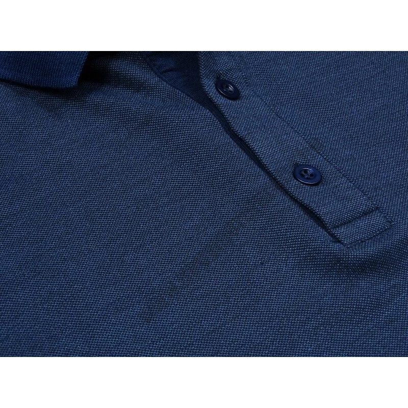7XL extra nagyméretű kék színű, férfi hosszú ujjú galléros póló mellkas zsebbel.Prémium minőségű rugalmas pamutból.Öltözzön stílusosan extra méretekkel is!Próbálja fel üzletünkben vagy rendeljen online!3