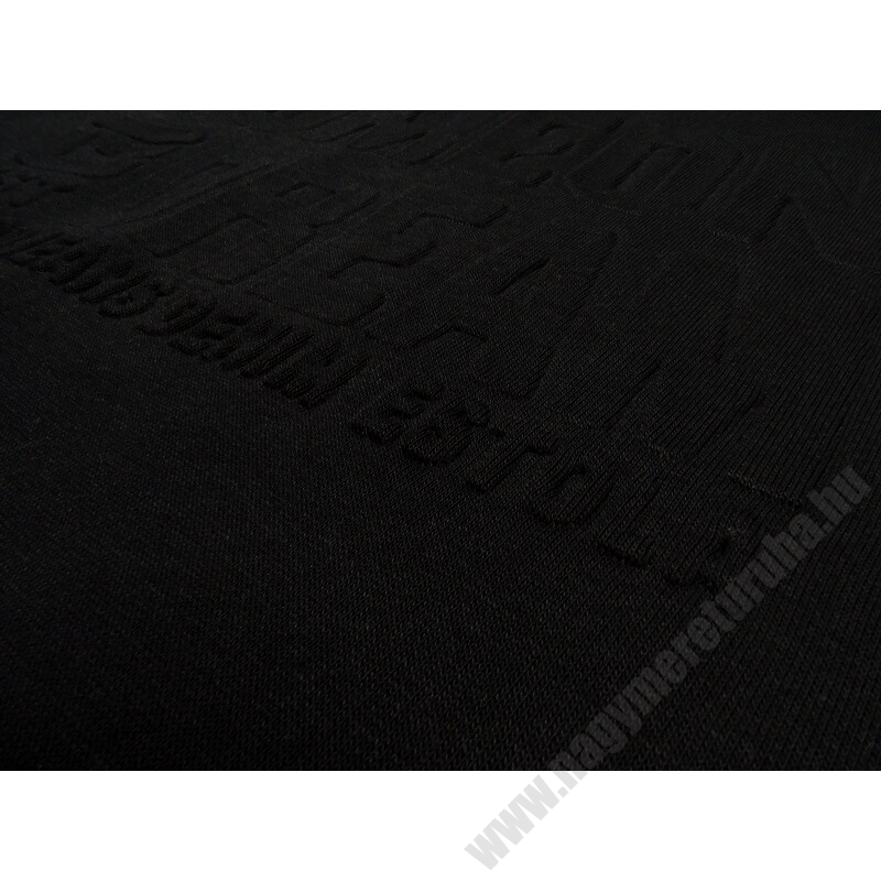 Extra nagy 3XL-8XL méretű férfi kenguruzsebes pulóver, fekete színben, 3D feliratokkal.Prémium minőségű 100% pamutból. Rendeljen online, vagy jöjjön el hozzánk személyesen!3