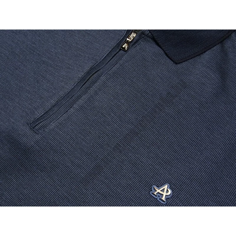 2XL-6XL nagyméretű sportosan elegáns A.Sötétkék Elegant férfi félcipzáras galléros pulóver.Prémium minőségű 100% pamutból.Rendeljen kényelemesen online vagy próbálja fel személyesen üzletünkben!2