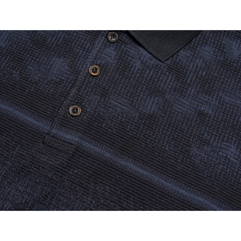 Sportosan elegáns férfi nagy 2XL,3XL,4XL,5XL,6XL méretű A.Modish sötétkék, világoskék mintás galléros pulóver.Prémium minőségű 100% pamutból.Rendeljen kényelemesen online vagy próbálja fel személyesen üzletünkben!2