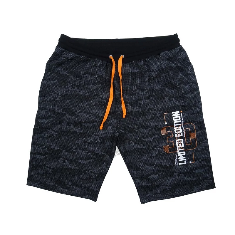 Vagány D.Fekete terepmintás pamut nagyméretű rövidnadrág sportos férfiaknak.Extra 3XL-8XL méretekben rendelhető online vagy személyesen üzletünkben.1