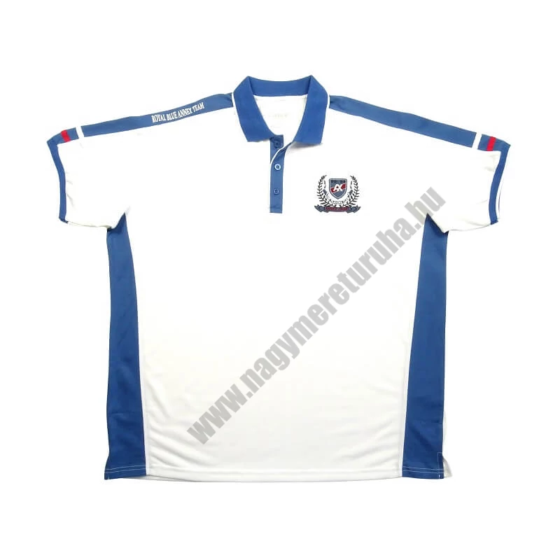 Divatos 2XL-6XL nagyméretű  A.Soccer fehér alapszínű, kék galléros rövid ujjú nagyméretű galléros piké póló férfiaknak, akár személyes átvétellel vagy vásárolja meg online, pontos mérettáblázatunk segítségével!1