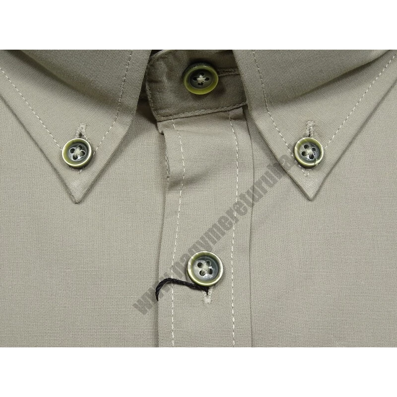 Extra nagyméretű sportos elegáns B.Sima bézs férfi rövid ujjú ing kiváló minőségű rugalmas pamut anyagból 6XL-9XL méretekben.Rendeljen online kényelmesen vagy jöjjön el személyesen üzletünkbe!3