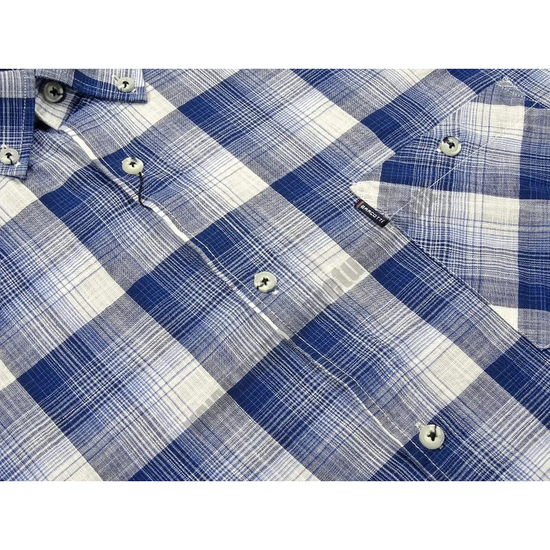 Nagy 2XL,3XL,4XL,5XL,6XL méretű férfi kék kockás rövid ujjú lenvászon ing mellkas zsebbel. Prémium minőségű pamut anyagból.Rendeljen online kényelmesen vagy jöjjön el személyesen üzletünkbe!2
