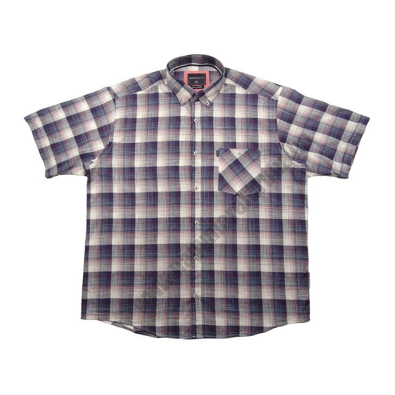 Nagy 2XL,3XL,4XL,5XL,6XL méretű férfi sötétkék-bordó kockás rövid ujjú lenvászon ing mellkas zsebbel. Prémium minőségű pamut anyagból.Rendeljen online kényelmesen vagy jöjjön el személyesen üzletünkbe!