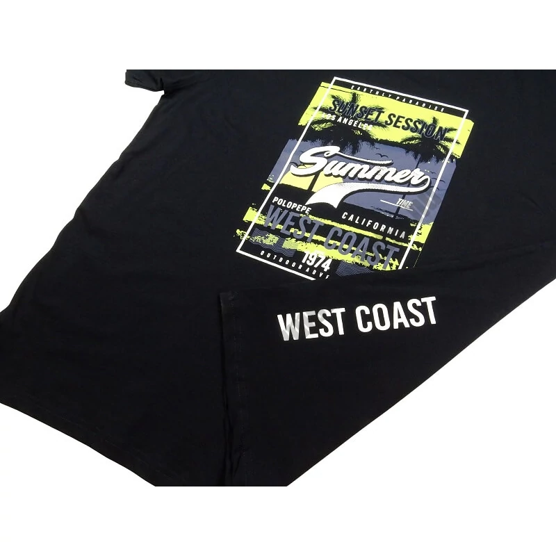 Nyári 3XL,4XL,5XL,6XL-nagyméretű férfi rövid ujjú póló sötétkék színben, divatos tengerparti mintával. Prémium minőségű 100% pamutból a kényelmes hétköznapokra. Rendeljen online, pár kattintással vagy jöjjön el hozzánk személyesen!3