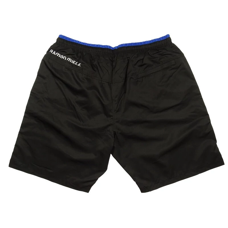 Divatos 2XL-6XL nagyméretű R.Miami fekete férfi fürdőnadrág, cipzáras zsebekkel. Rendeljen online, gyors szállítással vagy látogasson el hozzánk üzletünkbe!2