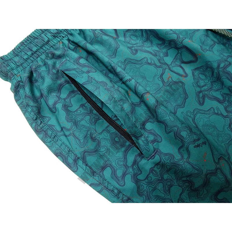 Divatos férfi 2XL-6XL nagyméretű MC.Clombus türkiz zöld, mintás fürdőnadrág, cipzáras zsebekkel. Rendeljen online, gyors szállítással vagy látogasson el hozzánk üzletünkbe!2