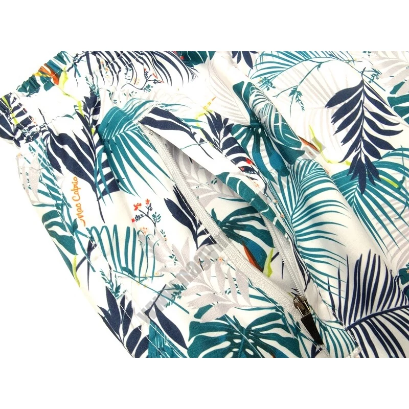 Divatos férfi 2XL-6XL nagyméretű MC.Tropical fehér fürdőnadrág, cipzáras zsebekkel. Rendeljen online, gyors szállítással vagy látogasson el hozzánk üzletünkbe!2